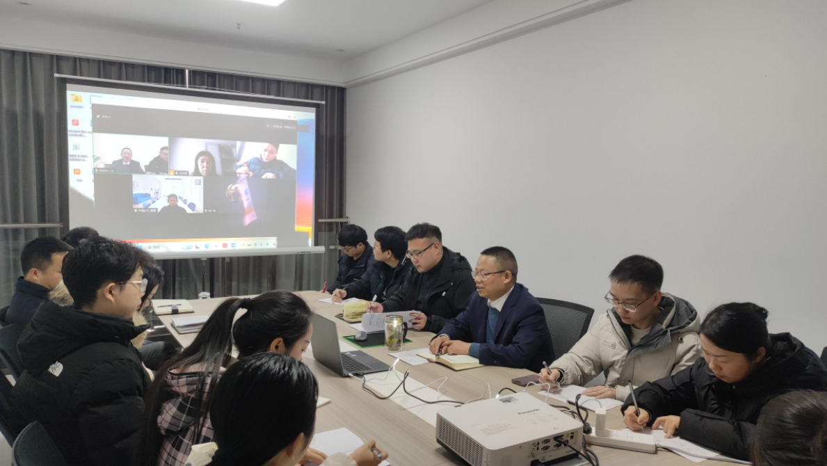抖圈人生就是博公司与中国矿业大学进行汉江航运复航视频钻研会